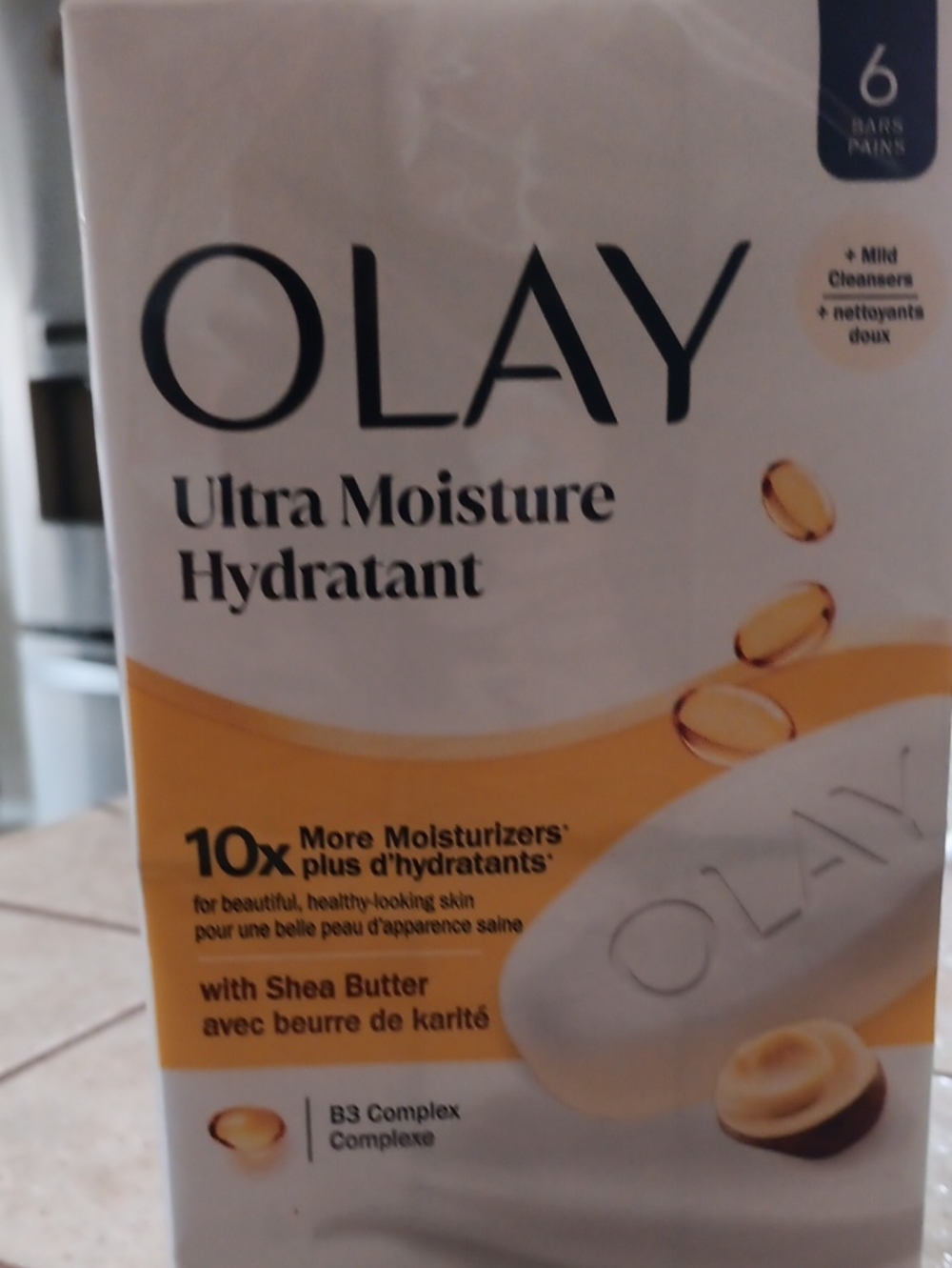 OLAY Ultra Moisture Shea Butter Moisturizer Bar - White & Gold